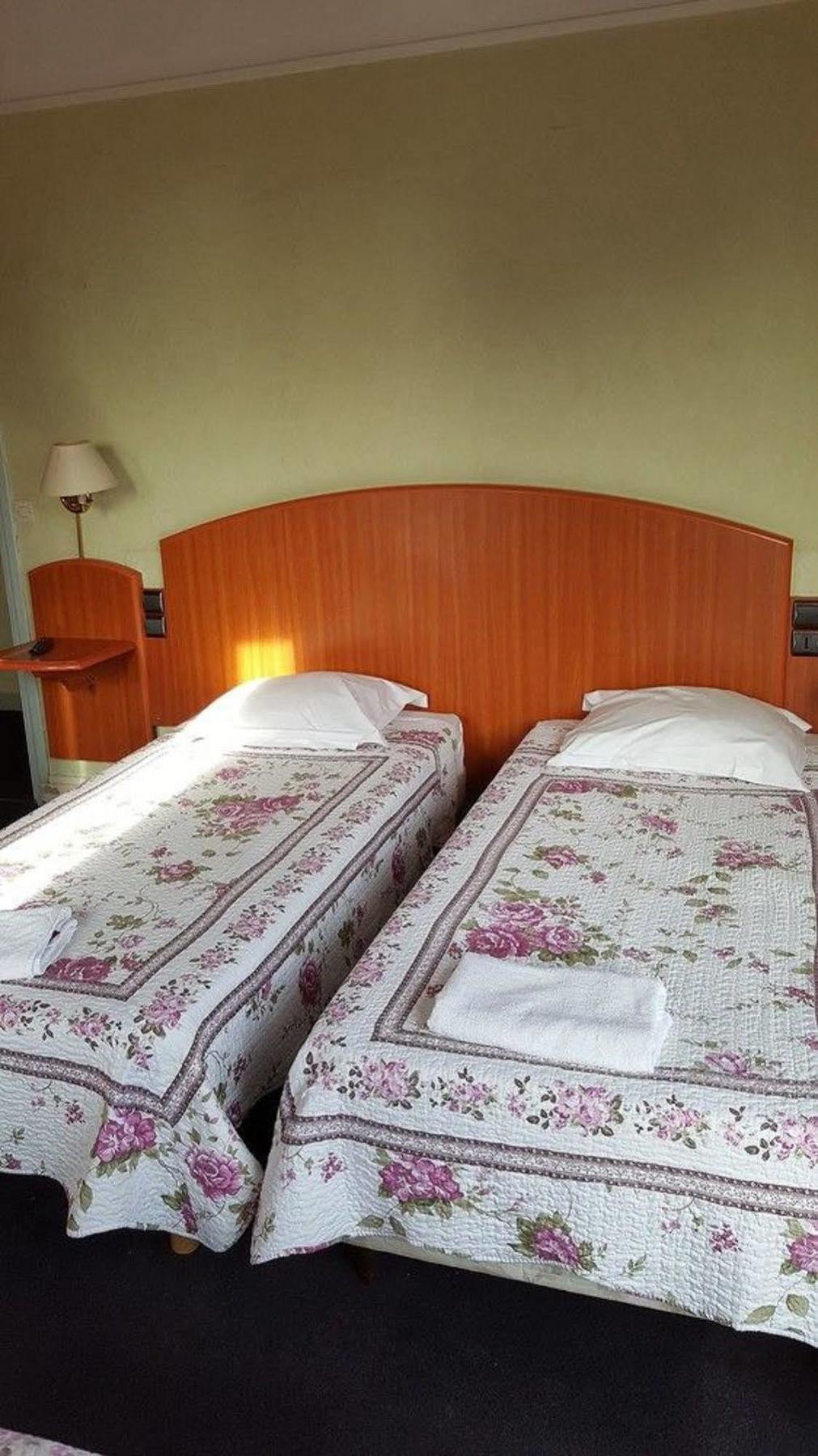 The Originals Boutique, Hotel Le Marignan,Le Havre Centre Gare Exterior photo
